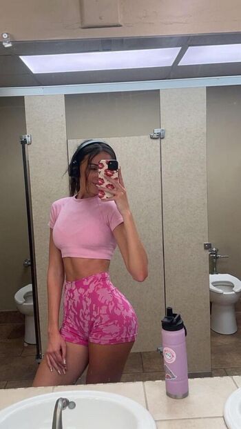 Goddescathrine leaked private photo uncensored HD quality