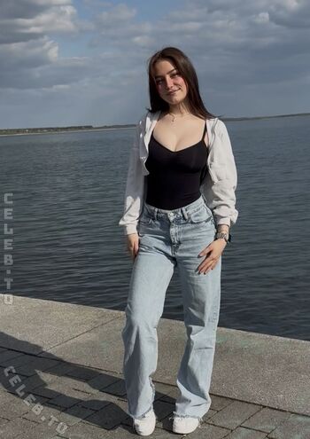 Hannahluisienne page leaked private photo uncensored HD quality