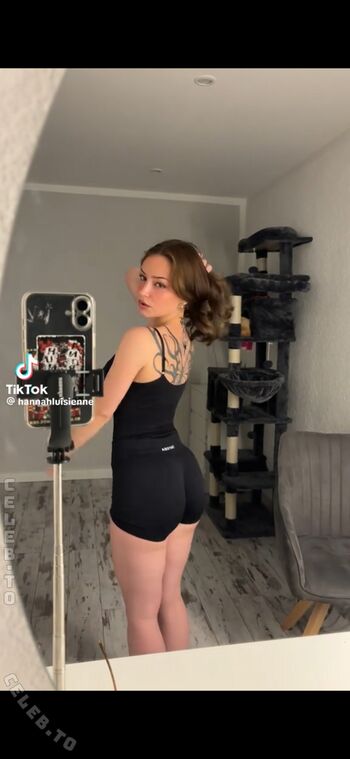 Hannahluisienne page leaked private photo uncensored HD quality