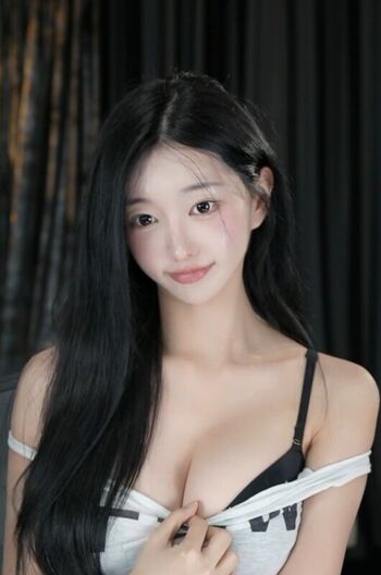 Haxxnini page leaked private photo uncensored HD quality