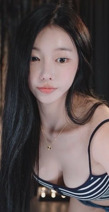 Haxxnini leaked private photo uncensored HD quality