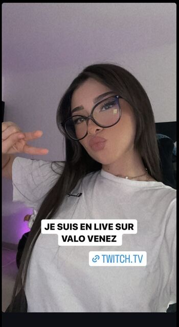 Helydia leaked private photo uncensored HD quality