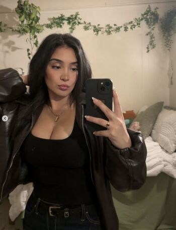 Hermosainez leaked private photo uncensored HD quality