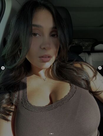 Hermosainez leaked private photo uncensored HD quality