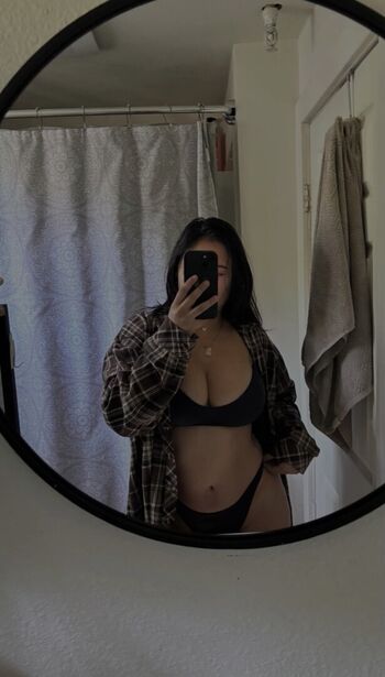 Hermosainez leaked private photo uncensored HD quality