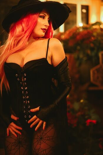 Holly wolf  page leaked private photo uncensored HD quality