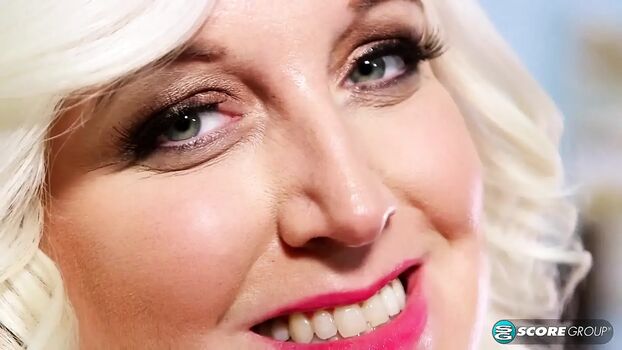 Hollybunny leaked private photo uncensored HD quality