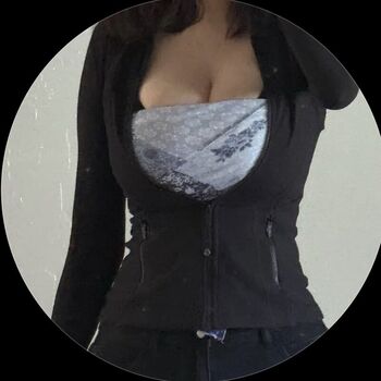 Honeymoongirl leaked private photo uncensored HD quality