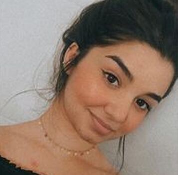 Hotwifeyoung leaked private photo uncensored HD quality