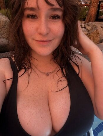 Ilovekendraa leaked private photo uncensored HD quality