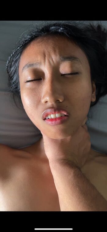 Indonesian girls  page leaked private photo uncensored HD quality