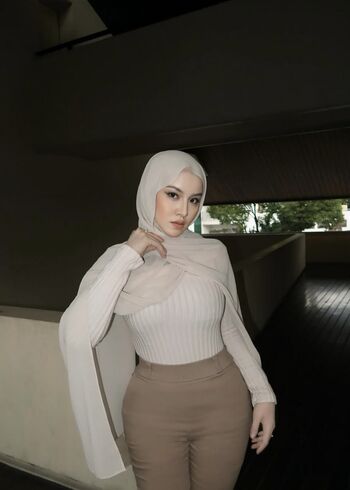 Indonesian girls  page leaked private photo uncensored HD quality