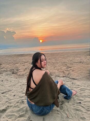 Indonesian girls  page leaked private photo uncensored HD quality