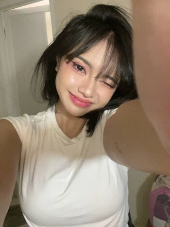 Indonesian girls  page leaked private photo uncensored HD quality