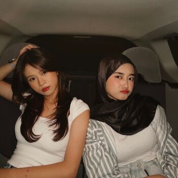 Indonesian girls  page leaked private photo uncensored HD quality
