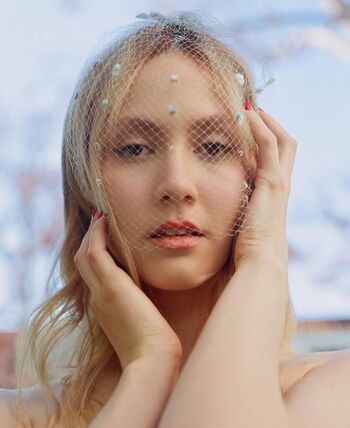 Iris apatow leaked private photo uncensored HD quality