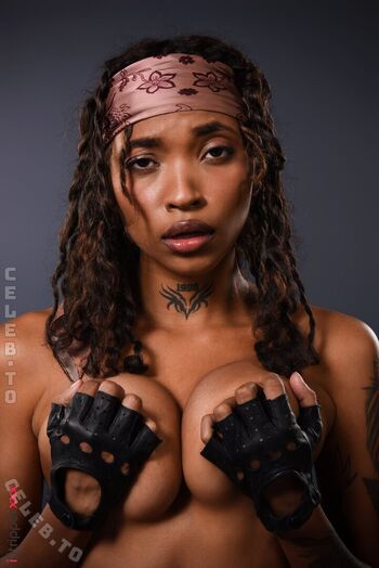 Istripper  page leaked private photo uncensored HD quality