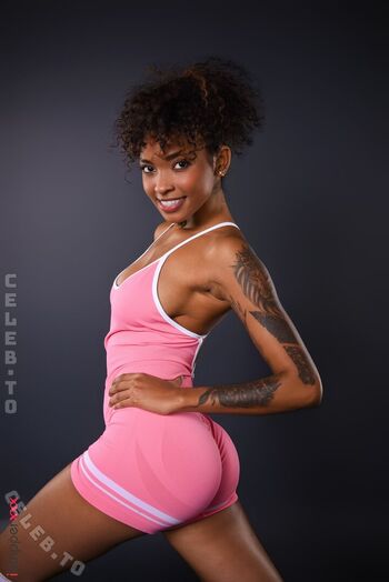 Istripper  page leaked private photo uncensored HD quality