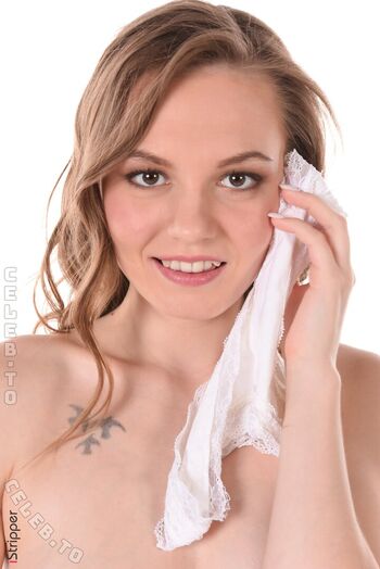 Istripper  page leaked private photo uncensored HD quality