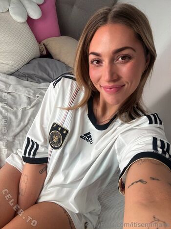 Itisemimarie  page leaked private photo uncensored HD quality
