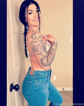 Itsdamejane leaked private photo uncensored HD quality