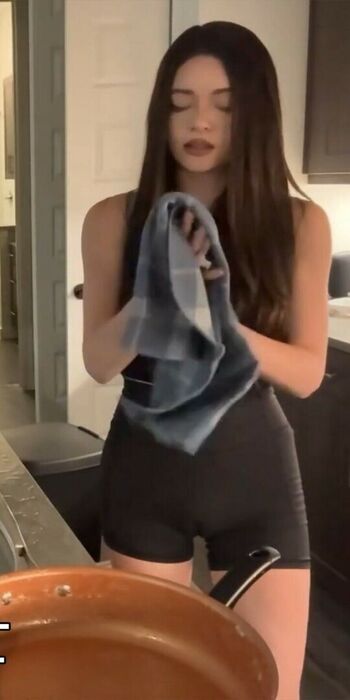 Itskatchii  page leaked private photo uncensored HD quality