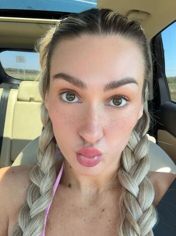 Izzi dame page leaked private photo uncensored HD quality