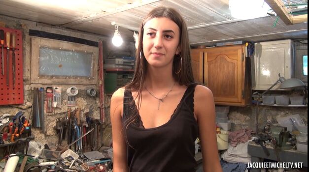 Jacquieetmicheltv page leaked private photo uncensored HD quality