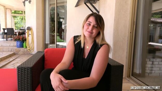 Jacquieetmicheltv page leaked private photo uncensored HD quality