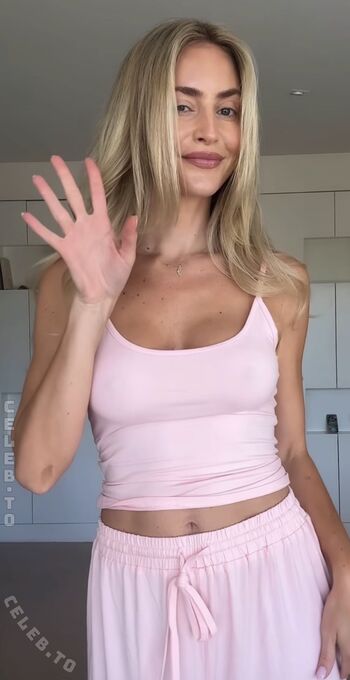 Janni deler leaked private photo uncensored HD quality