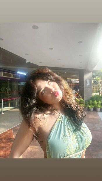 Janvi pandey page leaked private photo uncensored HD quality
