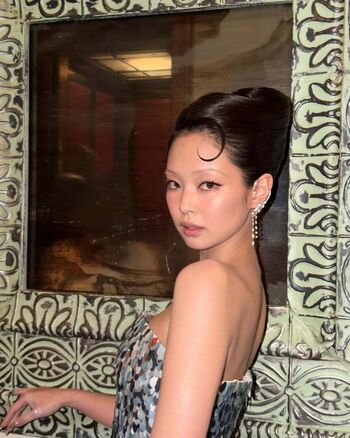 Jennie blkpik page leaked private photo uncensored HD quality