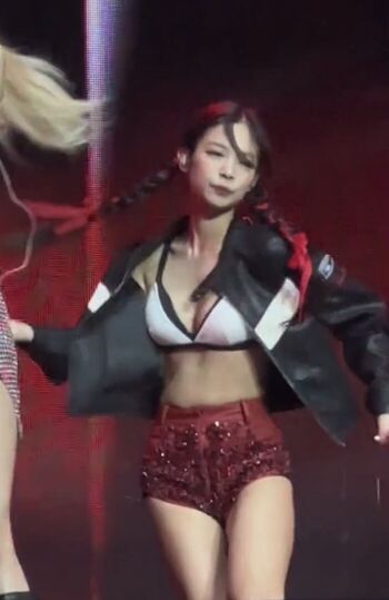 Jennie blkpik page leaked private photo uncensored HD quality