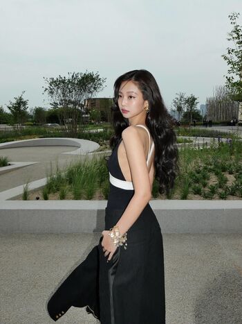 Jennie blkpik page leaked private photo uncensored HD quality