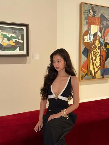 Jennie blkpik page leaked private photo uncensored HD quality