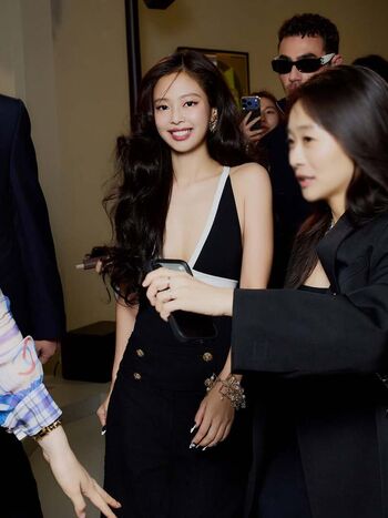 Jennie blkpik page leaked private photo uncensored HD quality