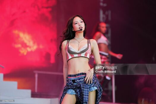 Jennie blkpik page leaked private photo uncensored HD quality