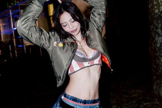 Jennie blkpik page leaked private photo uncensored HD quality