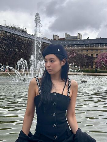 Jennie blkpik page leaked private photo uncensored HD quality