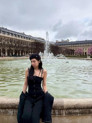 Jennie blkpik page leaked private photo uncensored HD quality