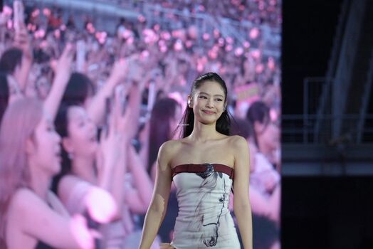 Jennie blkpik page leaked private photo uncensored HD quality