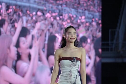 Jennie blkpik page leaked private photo uncensored HD quality