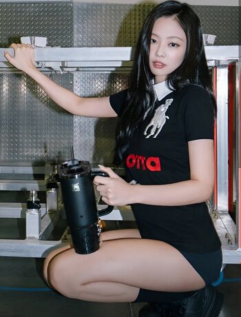 Jennie blkpik page leaked private photo uncensored HD quality