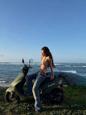 Jennierubyjane page leaked private photo uncensored HD quality