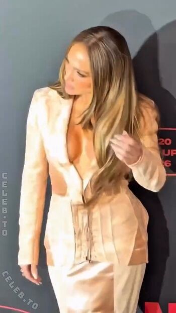 Jennifer lopez  page leaked private photo uncensored HD quality