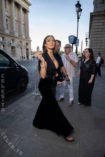 Jennifer lopez  page leaked private photo uncensored HD quality
