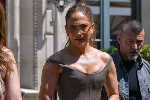 Jennifer lopez  page leaked private photo uncensored HD quality