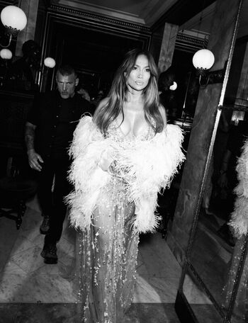 Jennifer lopez  page leaked private photo uncensored HD quality