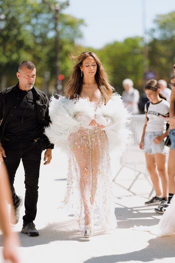 Jennifer lopez  page leaked private photo uncensored HD quality