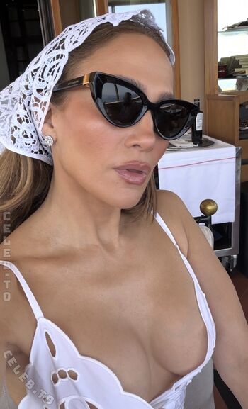 Jennifer lopez  page leaked private photo uncensored HD quality